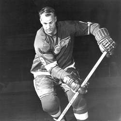 picture of Gordie Howe in 1969